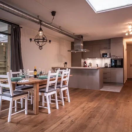 Apartment 2 Bedroom - City Center -