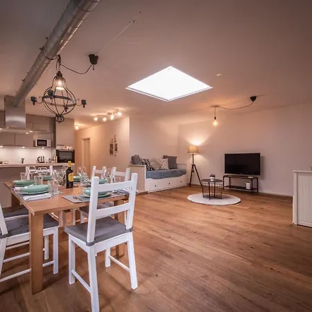 2 Bedroom - City Center - * Interlaken