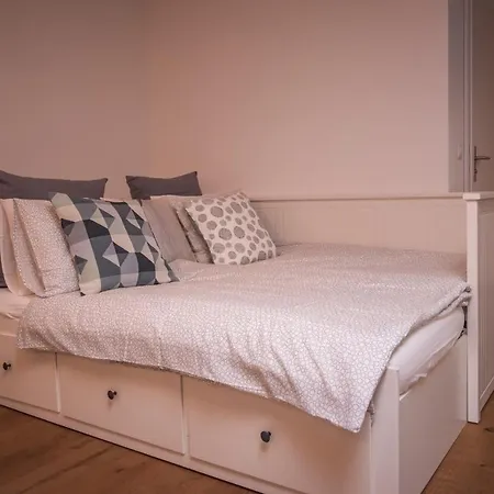 2 Bedroom - City Center - Apartment Interlaken